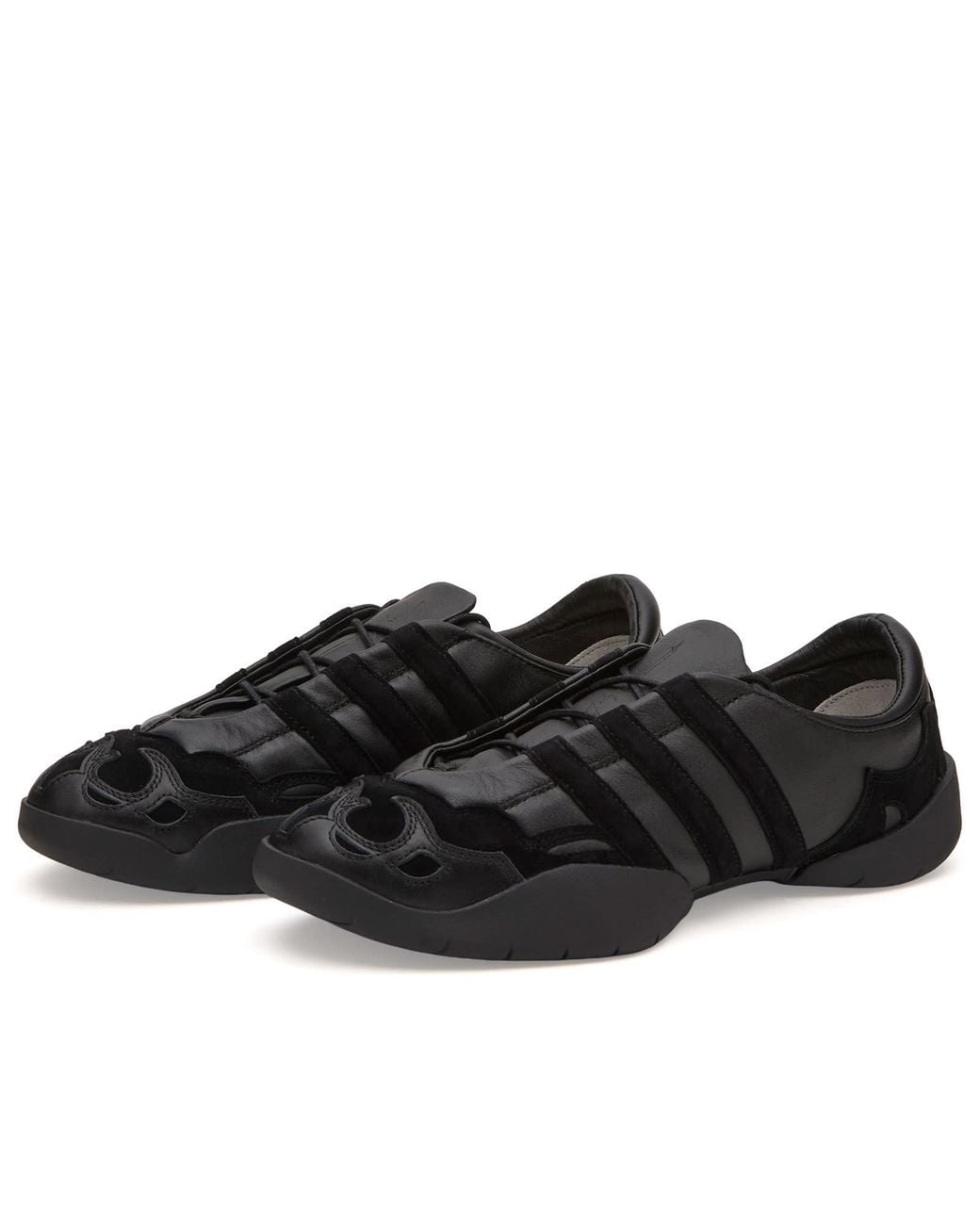 Y-3 Black Regu 2002 Sneakers