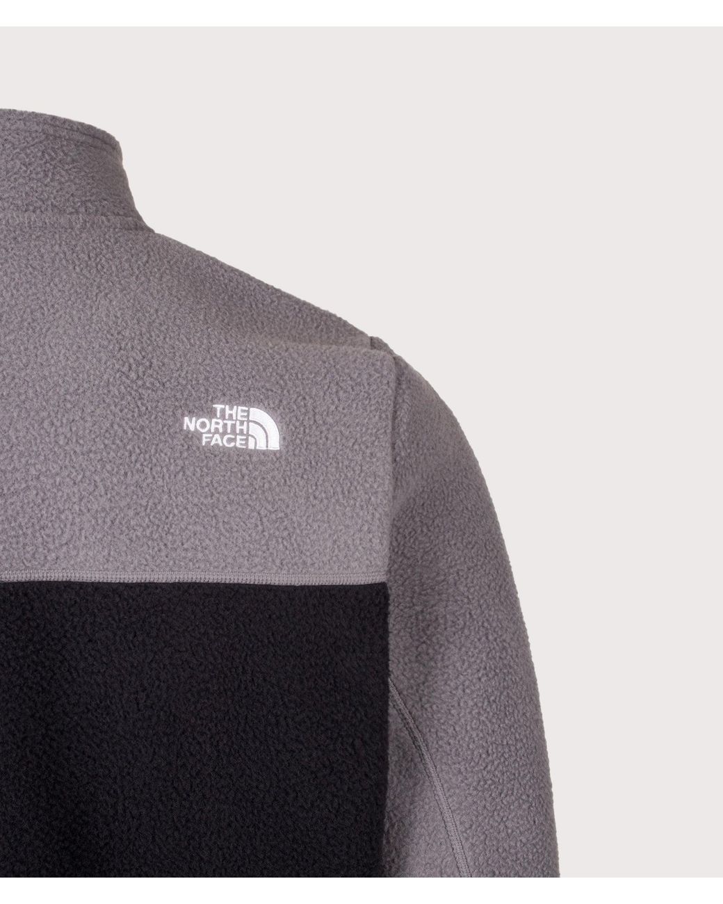 The North Face Blue Regular Fit Yumiori Quarter Zip Fleece for men
