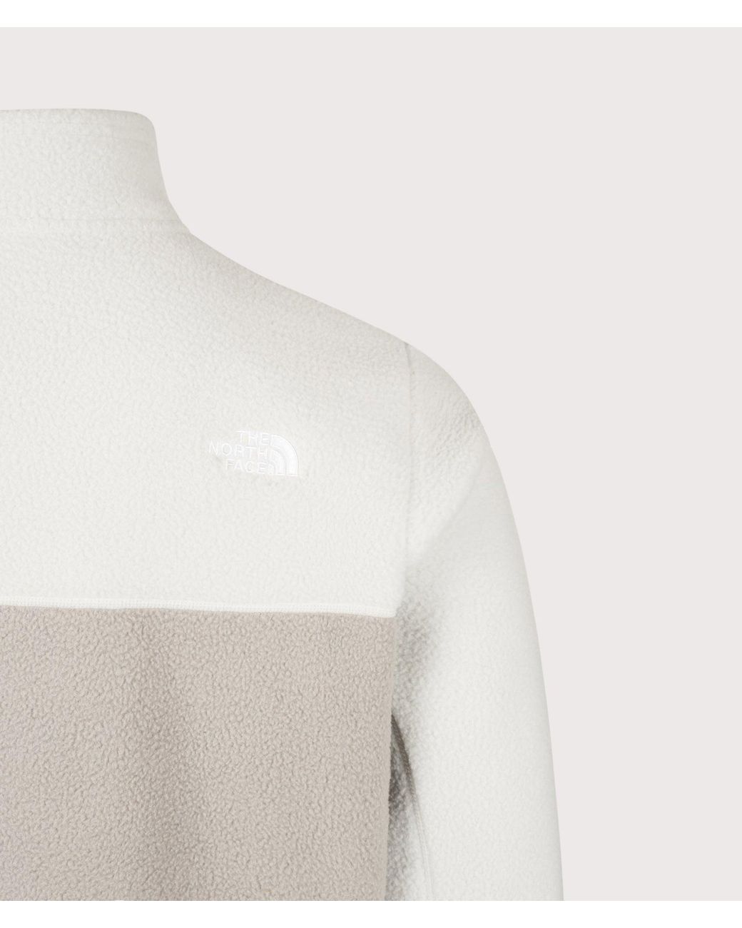 The North Face White Regular Fit Yumiori Quarter Zip Fleece for men