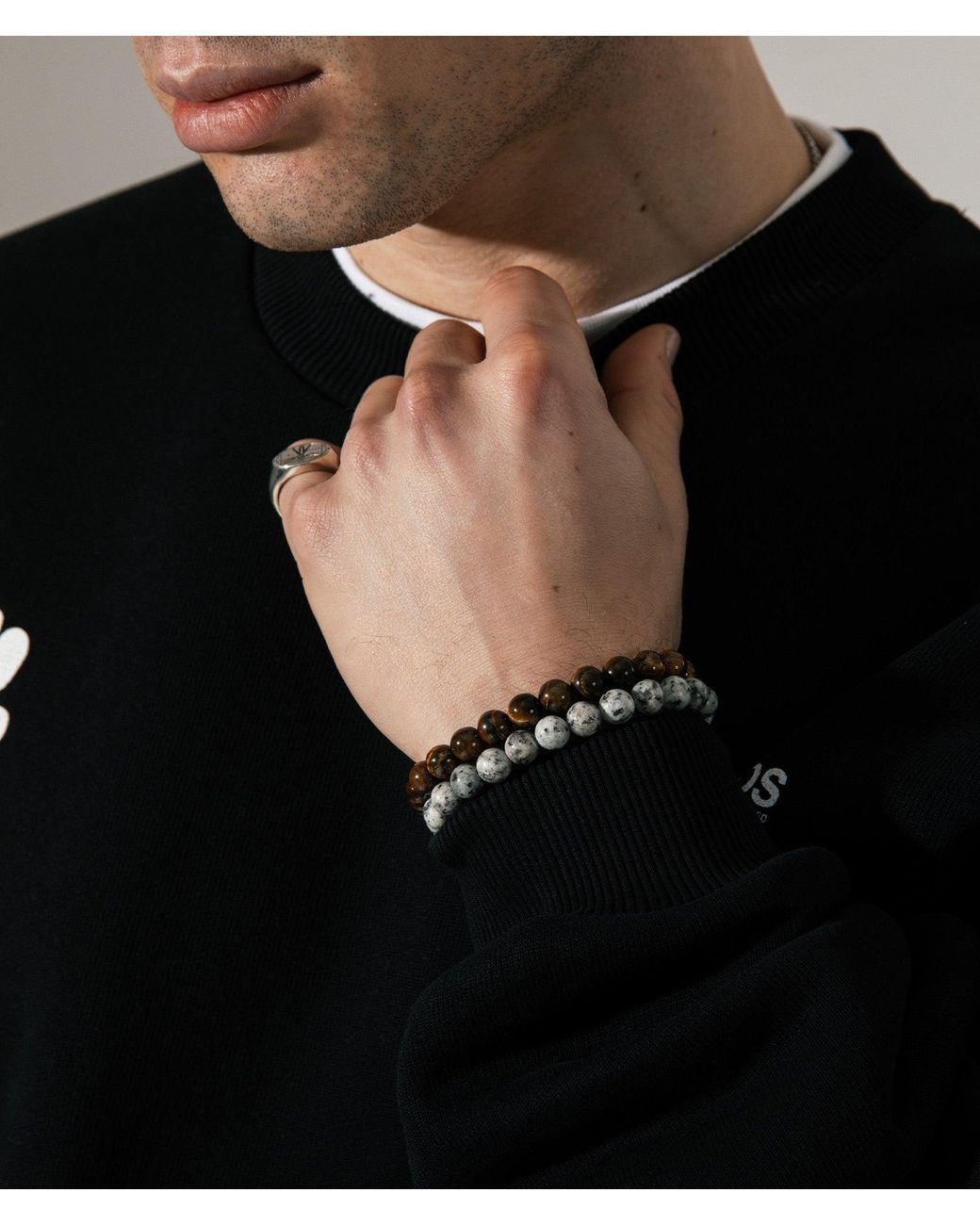 Mysterious Jeweller White Howlite Beaded Stretch Bracelet for men