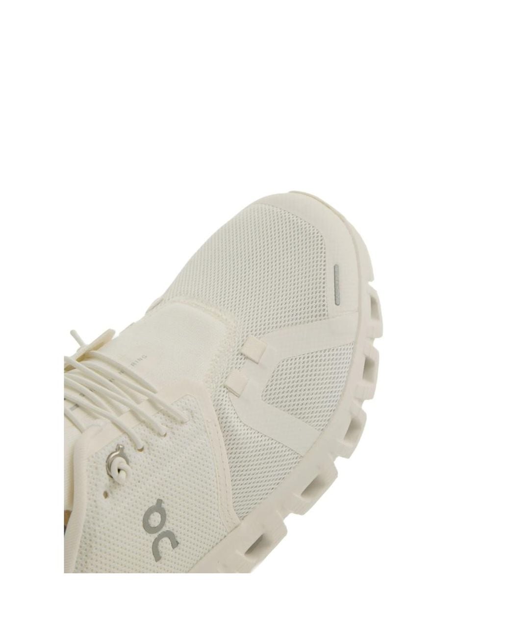On Shoes White On Cloud 6