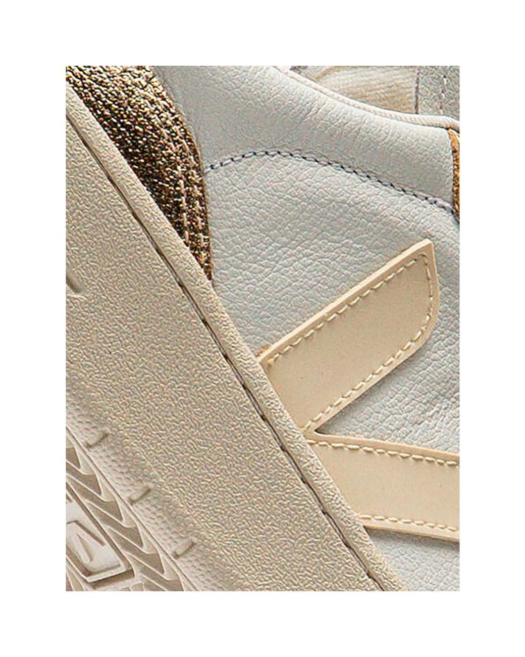 Veja Natural Sneakers