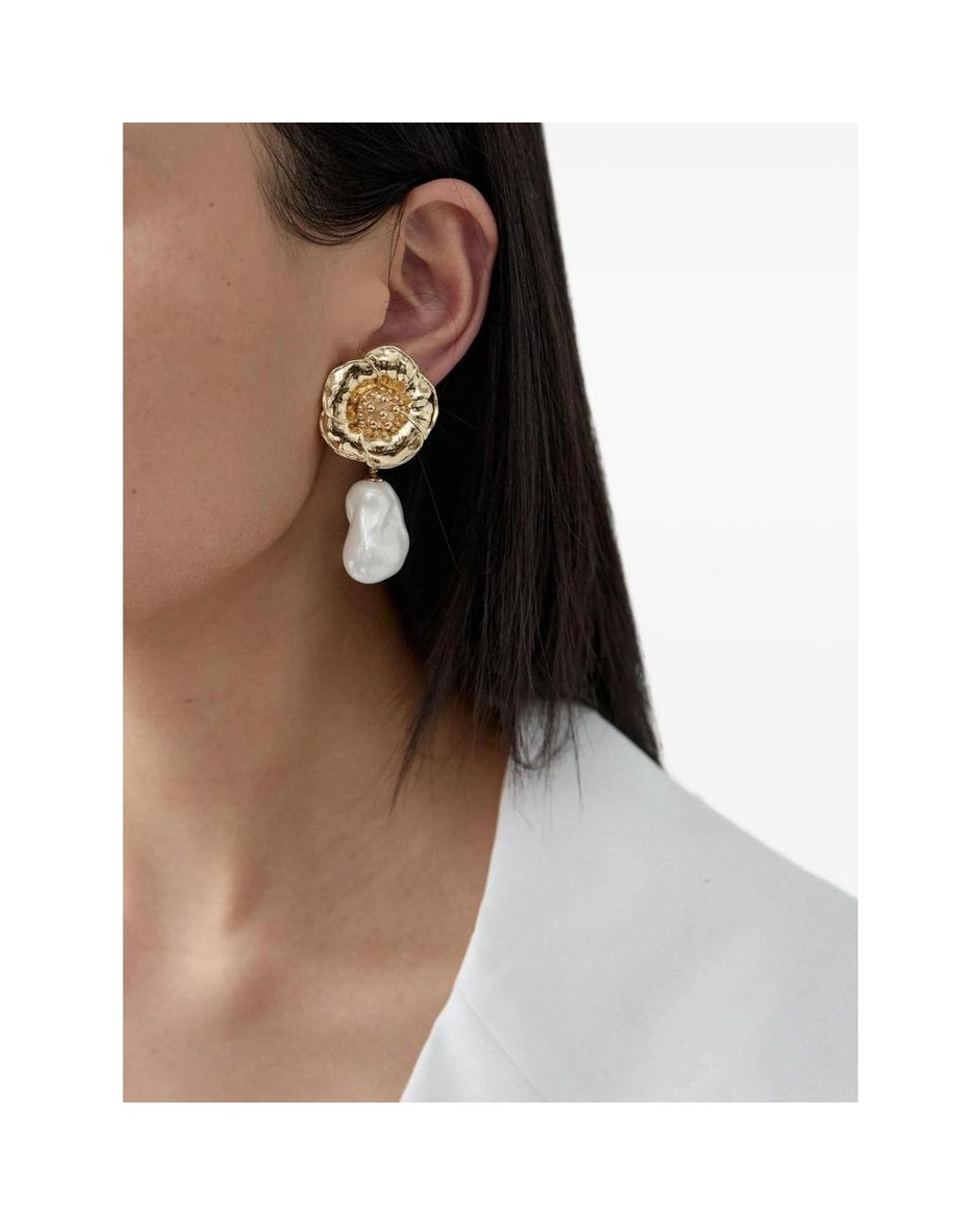 Carolina Herrera Metallic Flower-Motif Earrings