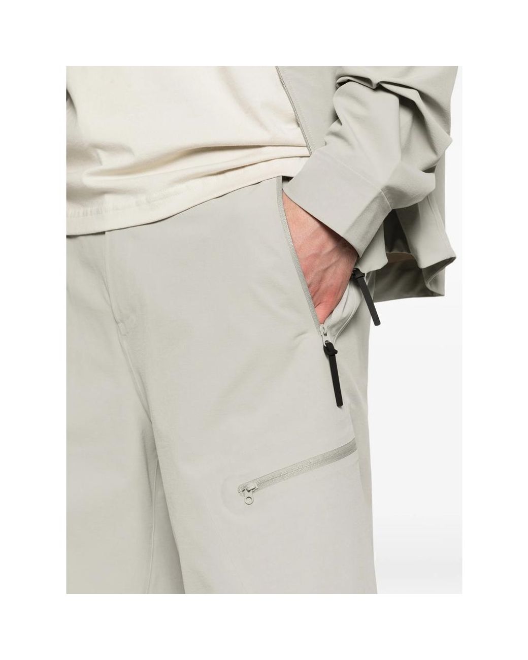 Hiking Patrol Gray Edge Lt Zip Pocket Shorts for men