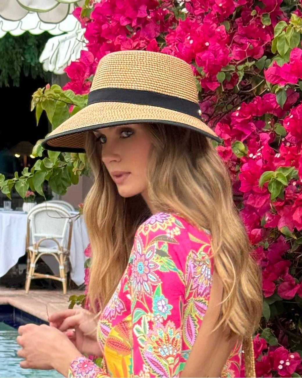 Eric Javits White Luxury Squishee Straw Visor, Adjustable Fit, Upf Rated, 4