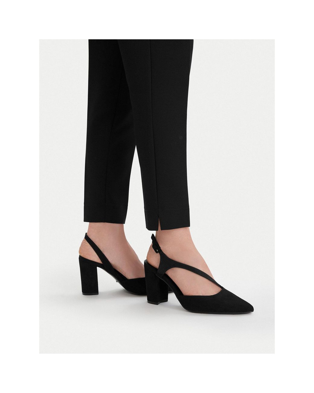 DeeZee Black Pumps Ceo-Cd25-052-1