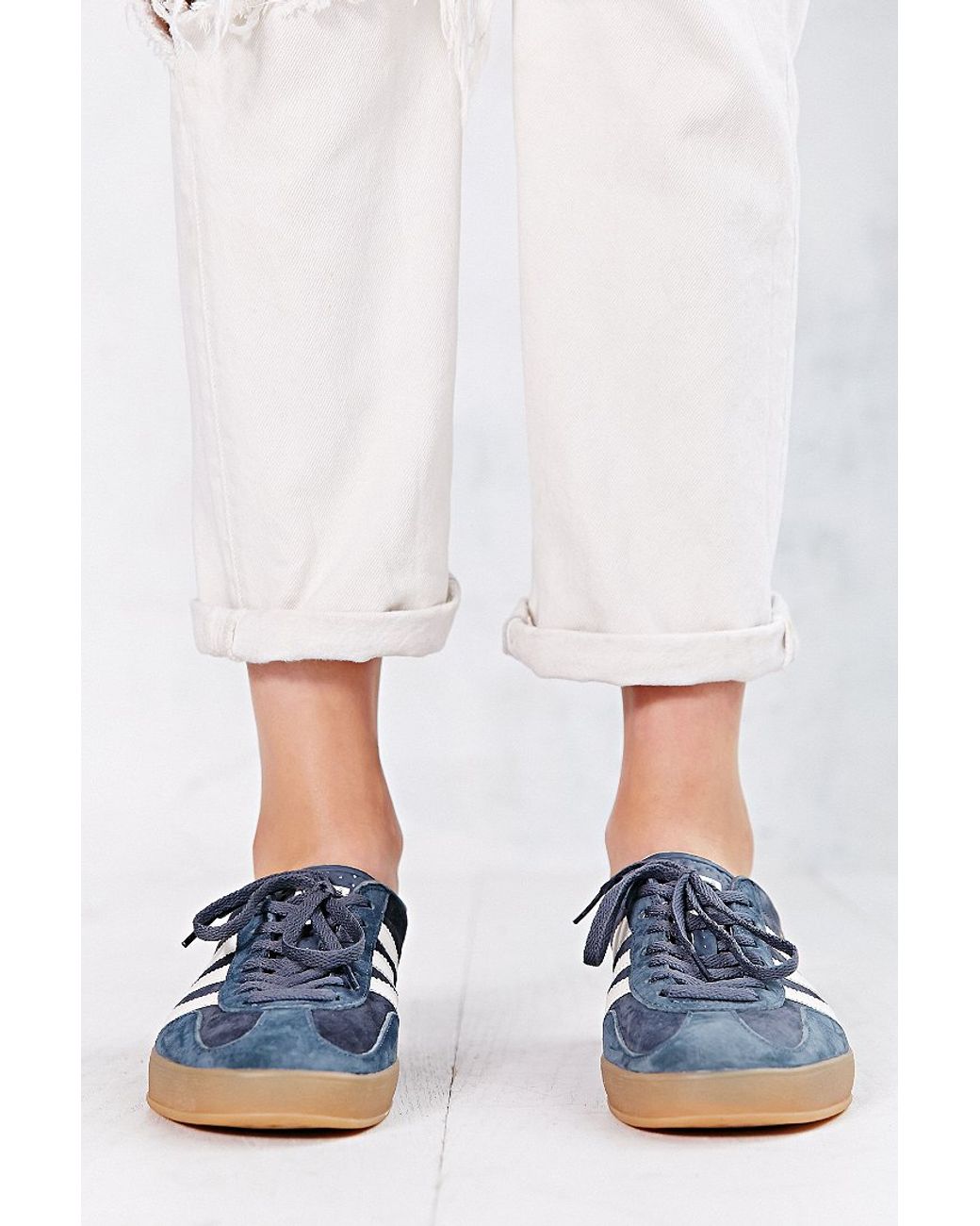 adidas Originals Gazelle Gum-Sole Indoor Sneaker in Grey (Gray) | Lyst