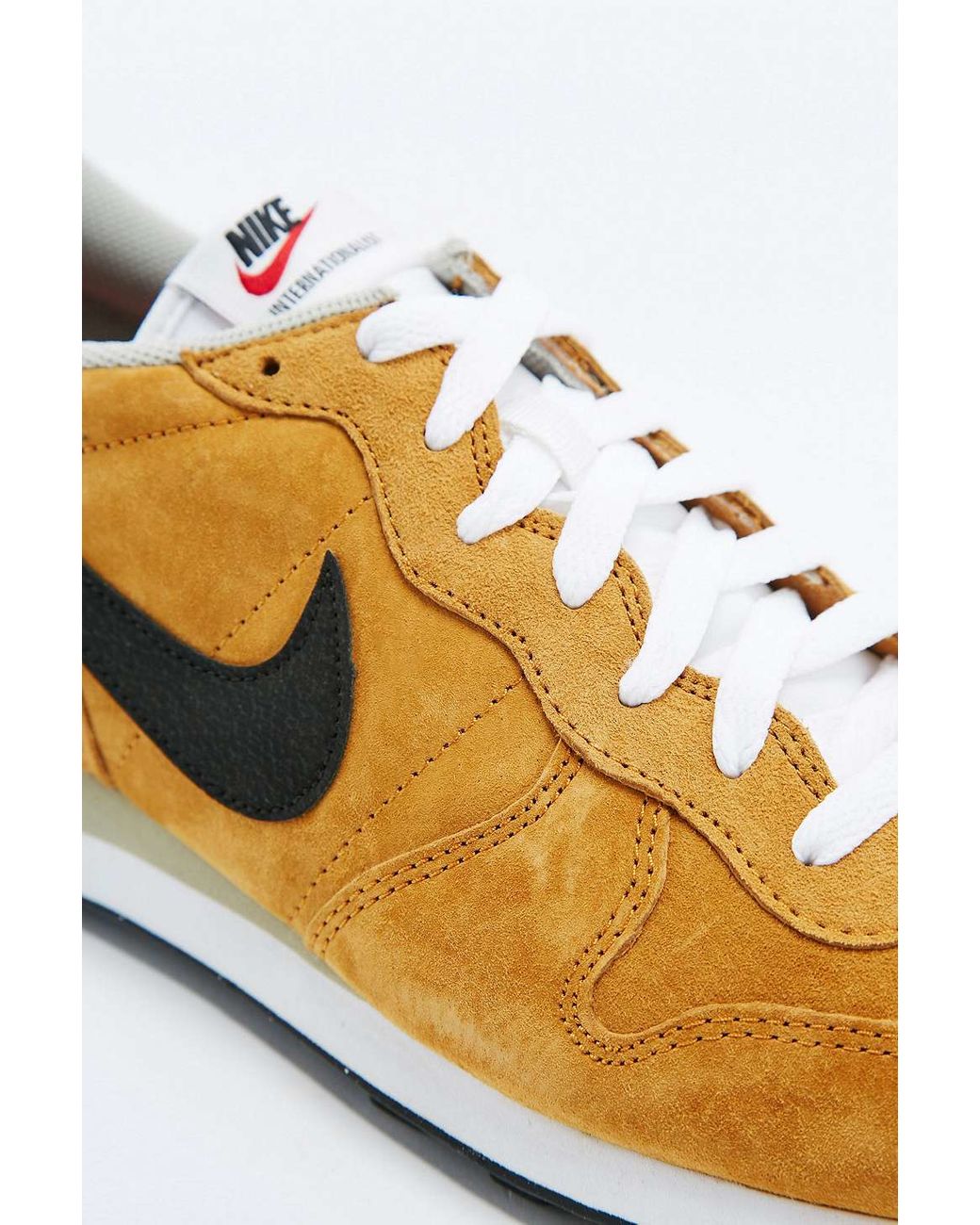 Nike Internationalist Bronze Trainers in Metallic for Men | Lyst UK