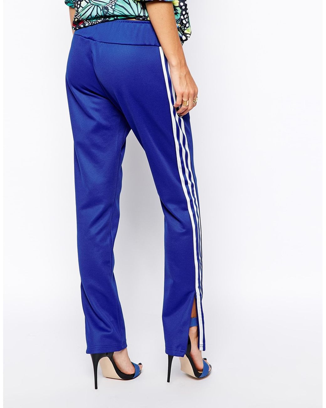 adidas Originals 3 Stripe Sweat Pants in Blue