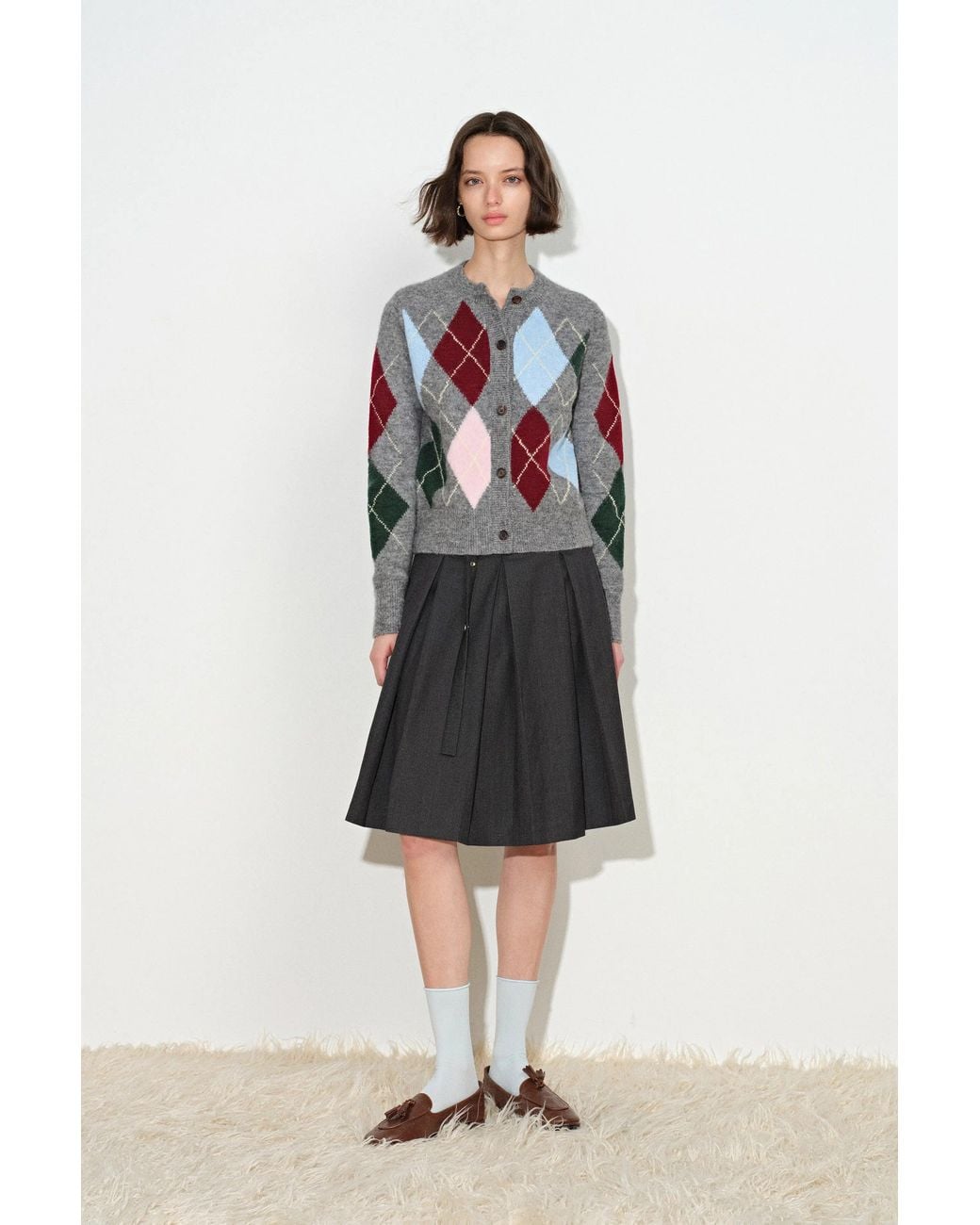 Fabrique White Hart Argyle Fitted Cropped Cardigan