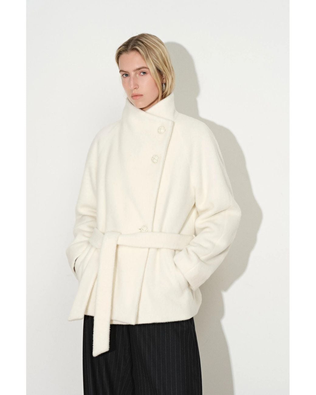 Fabrique White Gwyneira Belted Textured Cropped Coat