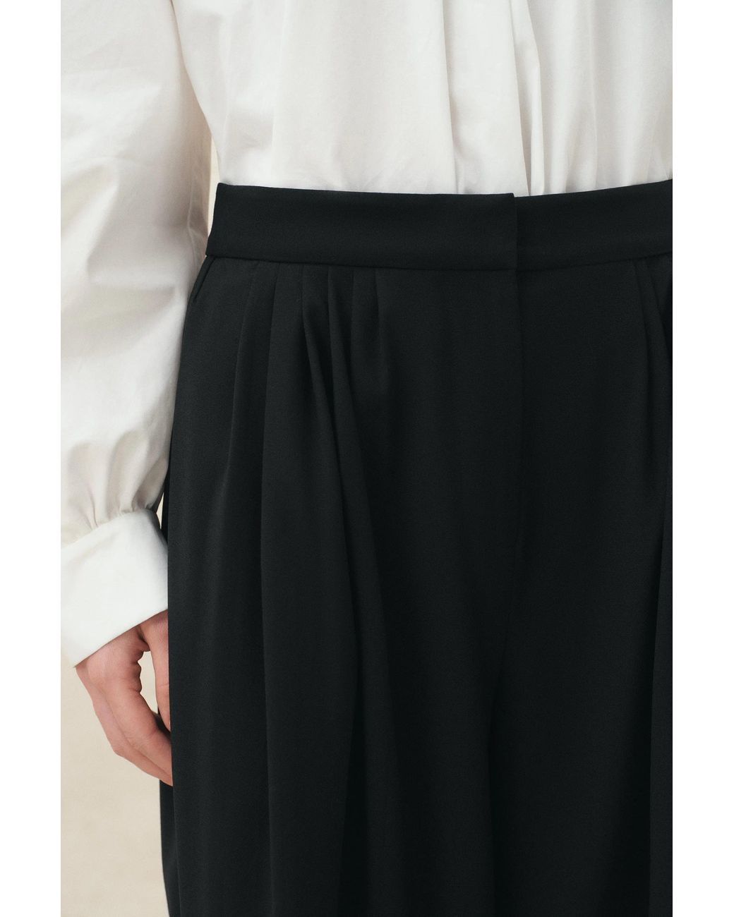 Fabrique Black Rio Drapey Balloon Pants