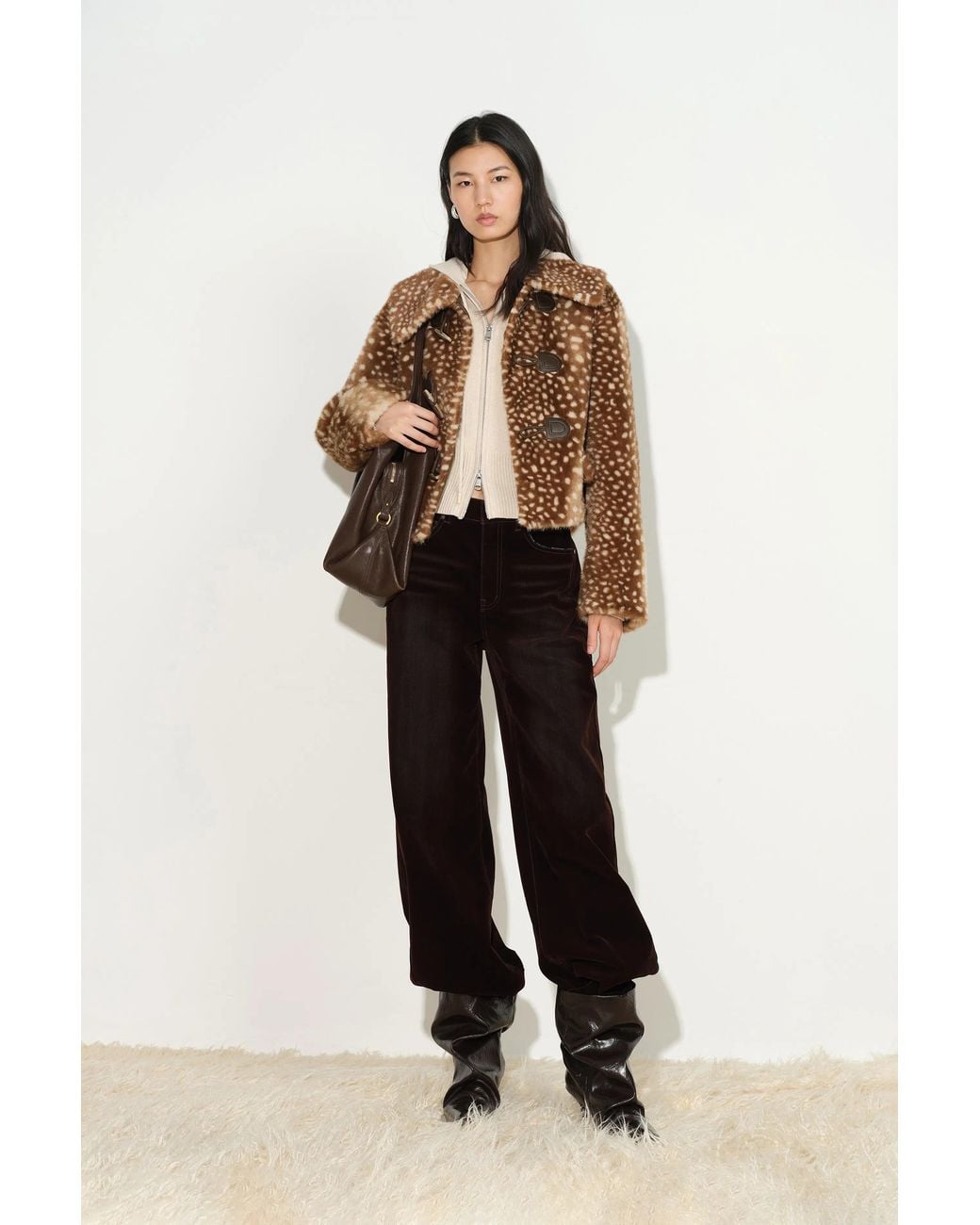 Fabrique Natural Kaylee Horn Button Cropped Jacket