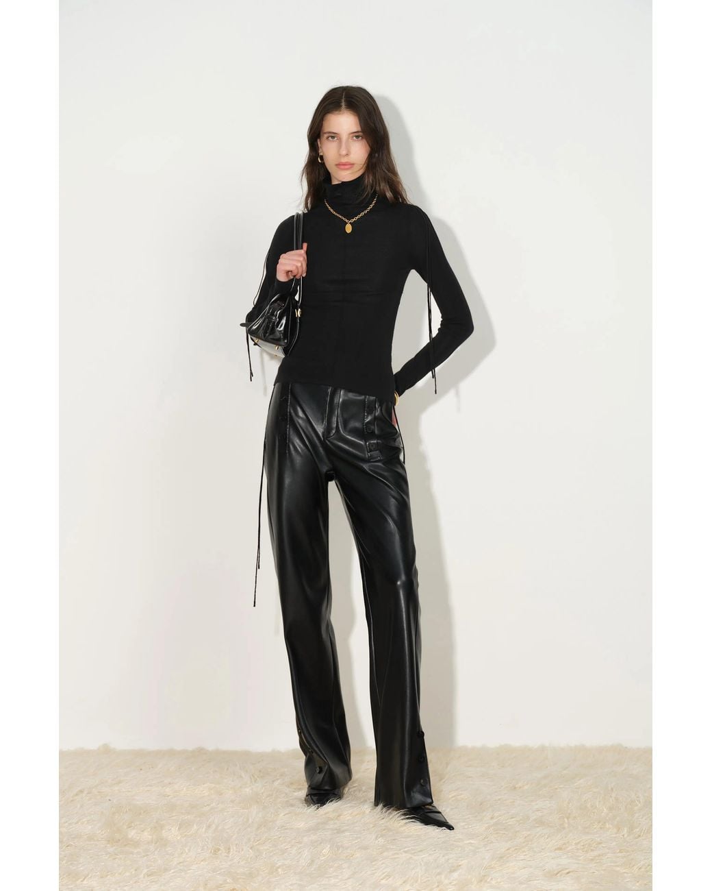 Fabrique Black Sibyl Turtleneck Fitted Top