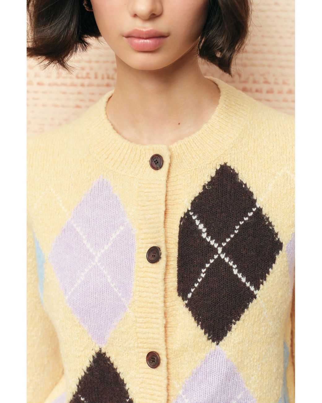 Fabrique Natural Hart Argyle Cropped Crewneck Cardigan