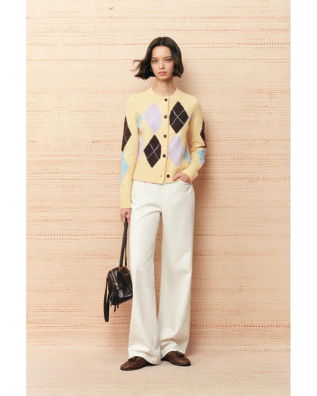 Fabrique Natural Hart Argyle Cropped Crewneck Cardigan