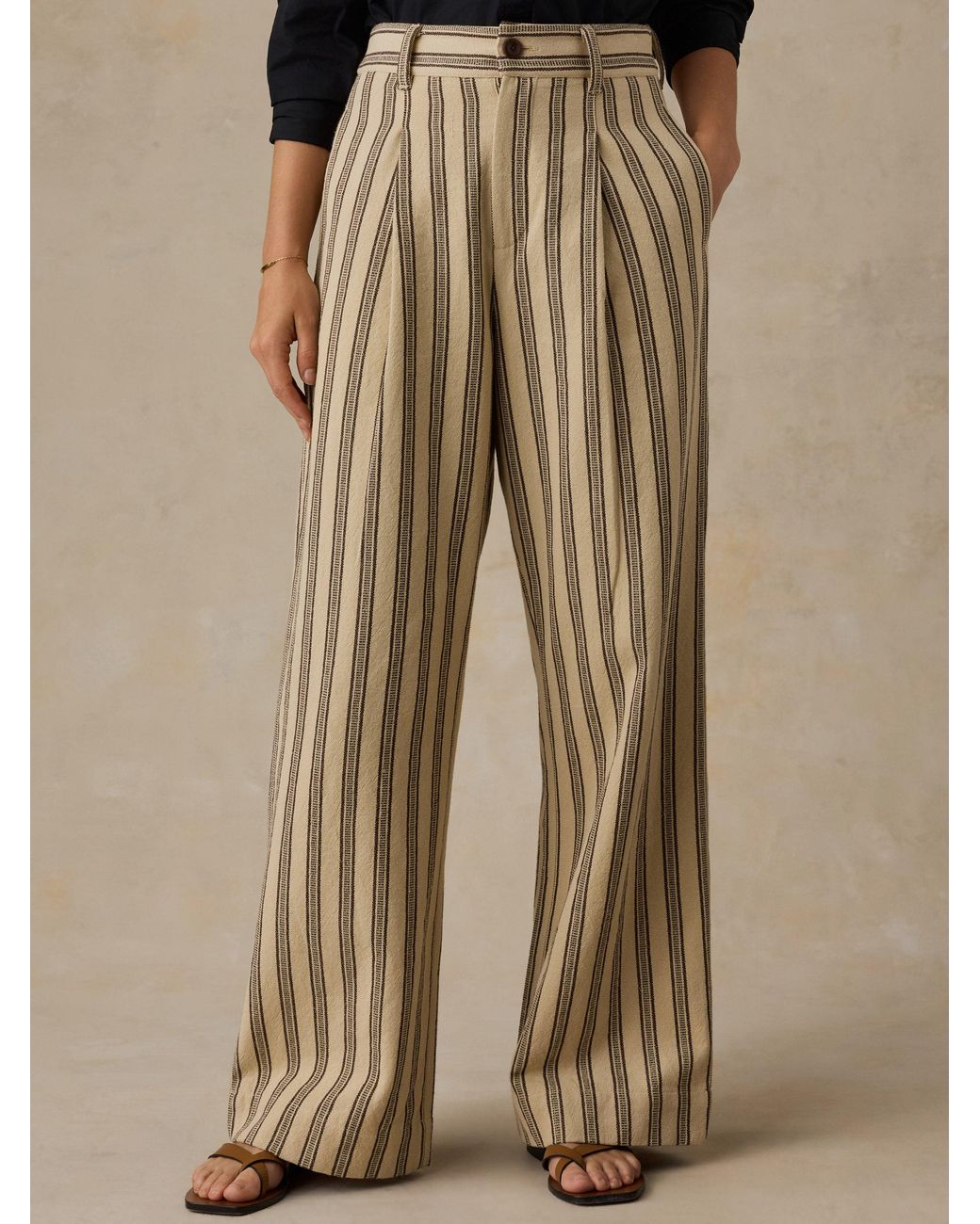 Faherty Brand Brown Summit Pleated Pants