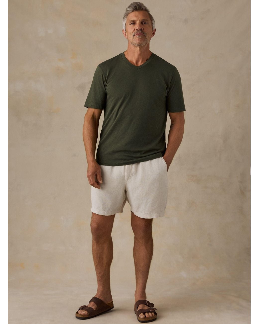 Faherty Brand Green Short-Sleeve Sunwashed Regenerative V-Neck T-Shirt for men