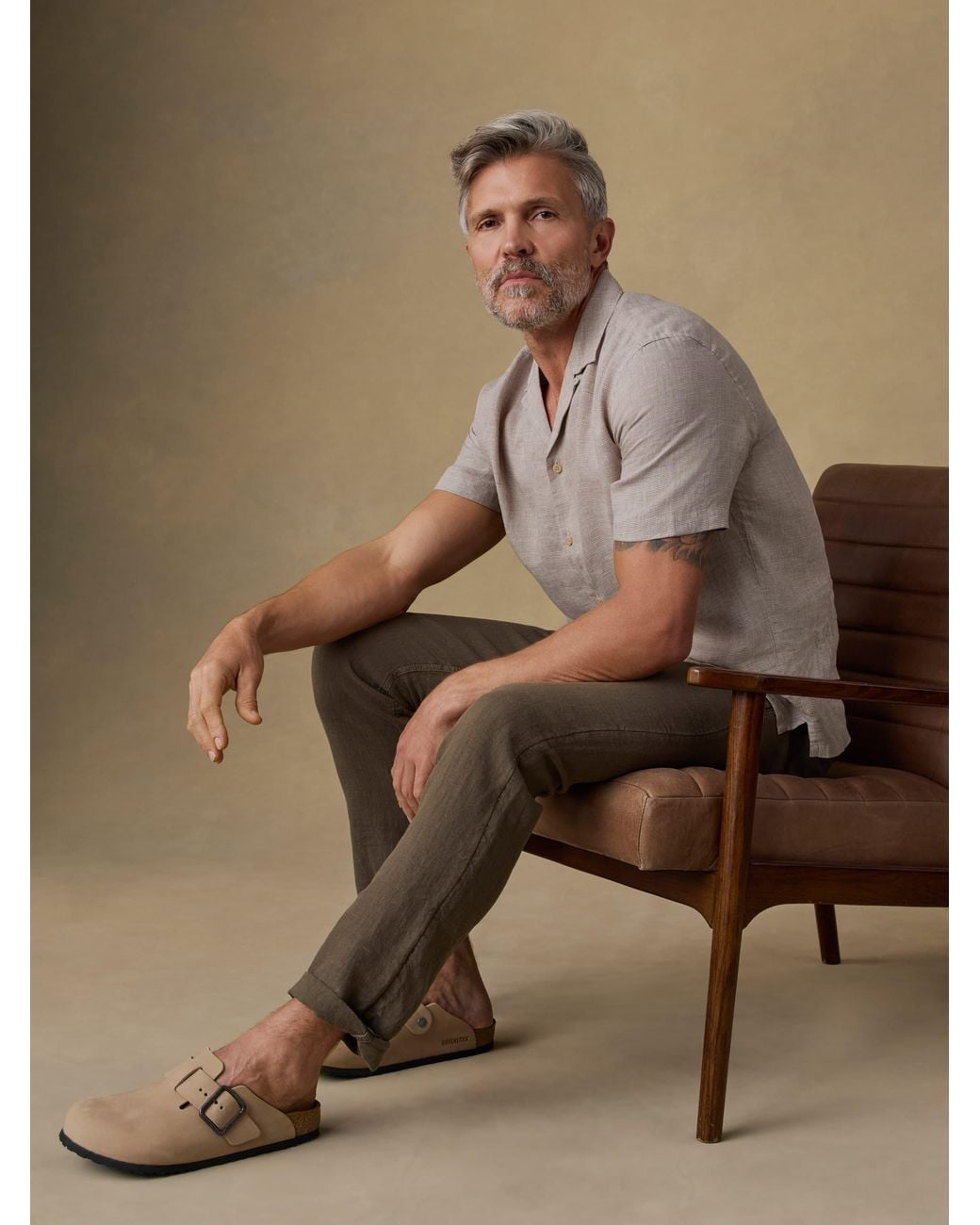 Faherty Brand Natural Short-Sleeve Laguna Linen Camp Shirt for men