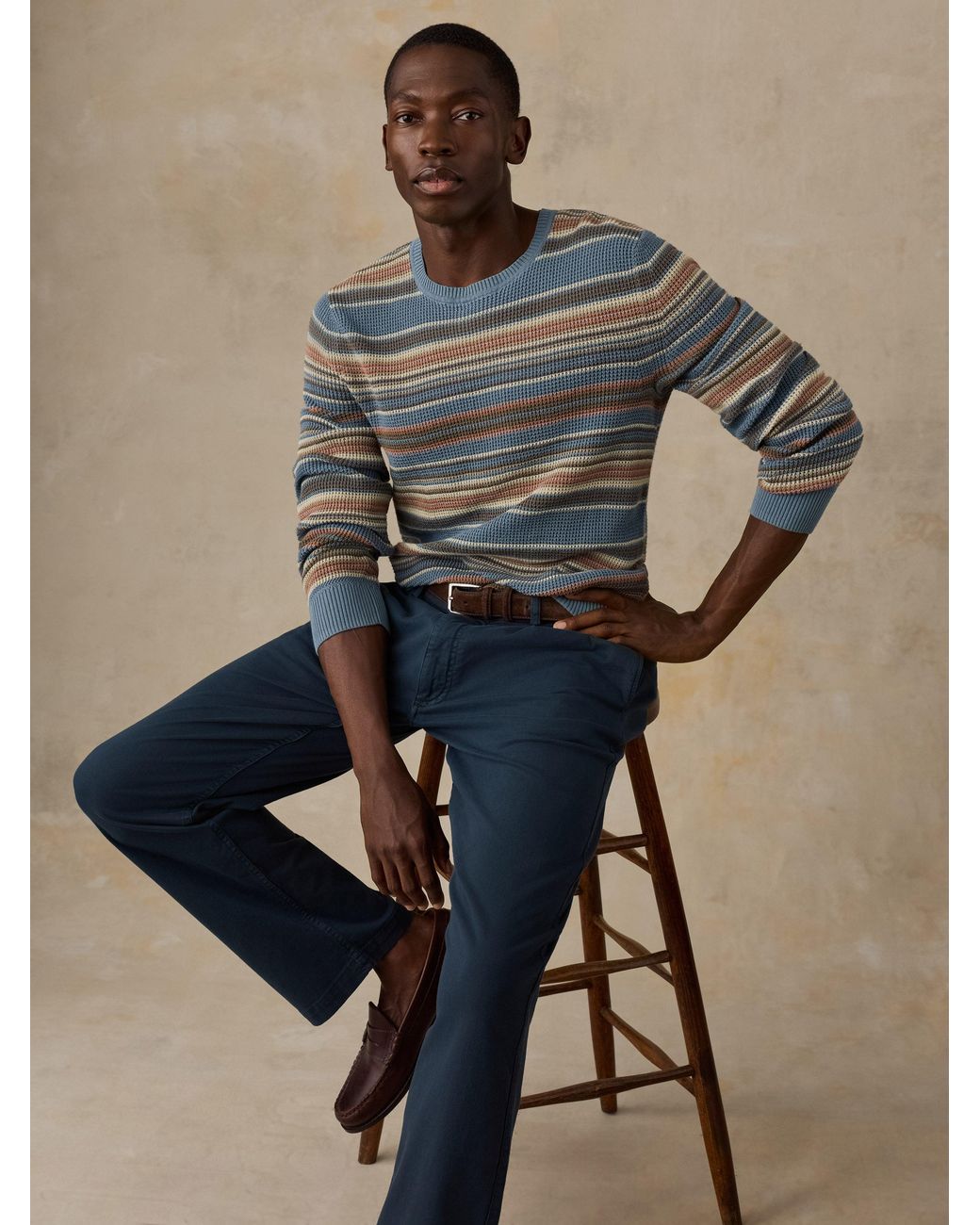 Faherty Brand Blue Sunwashed Crewneck Sweater for men