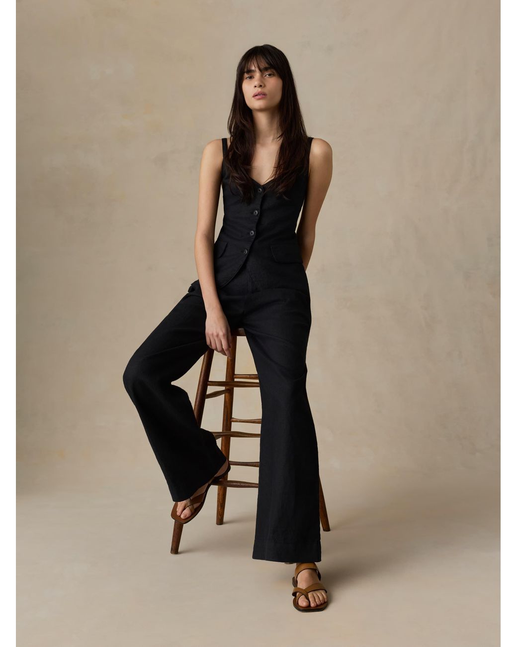 Faherty Brand Black Sun Strider Linen Milo Vest