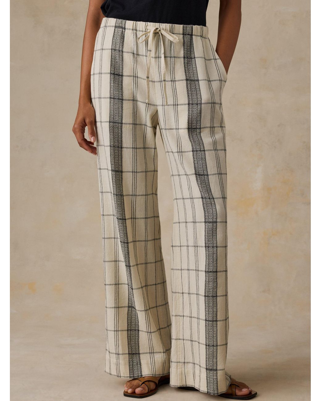 Faherty Brand Brown Textured Cotton Laidback Pants