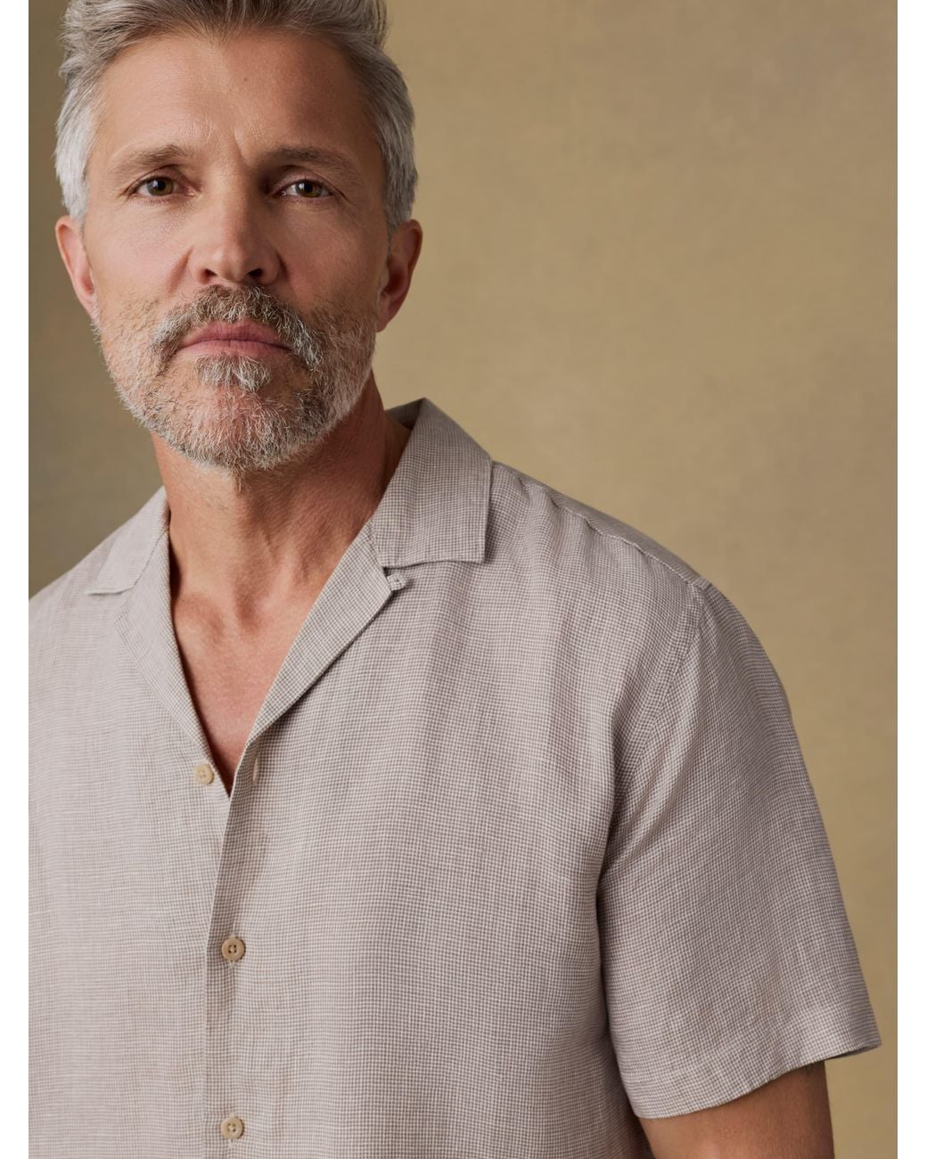 Faherty Brand Natural Short-Sleeve Laguna Linen Camp Shirt for men