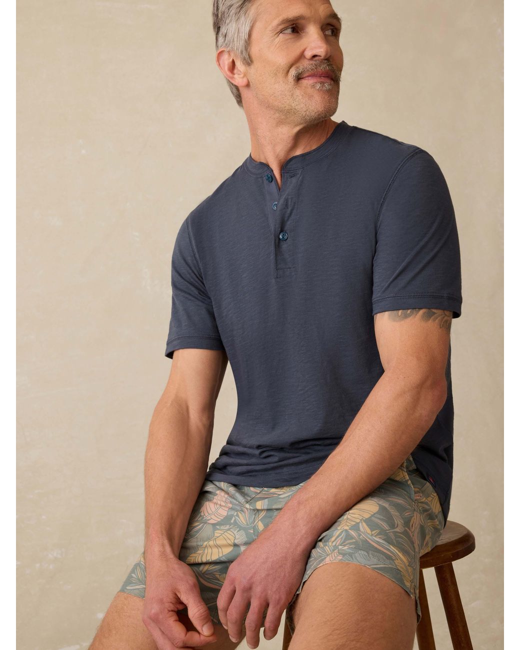 Faherty Brand Blue Short-Sleeve Sunwashed Regenerative Henley T-Shirt for men