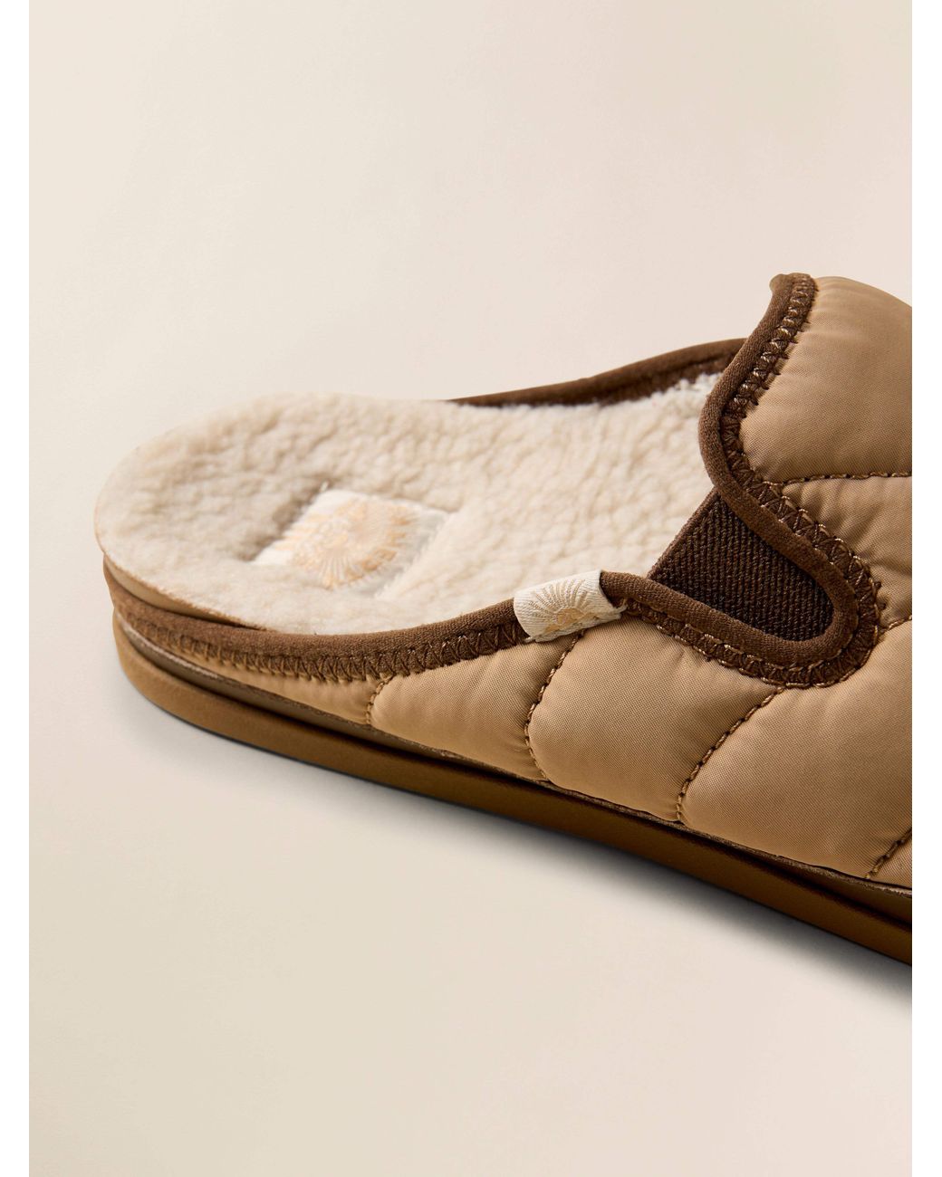 faherty-brand-Acorn-X-Reef-  display picture 1
