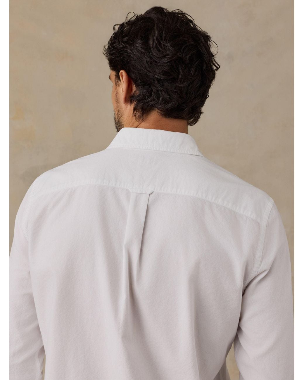 Faherty Brand Natural Laundered Oxford Shirt for men