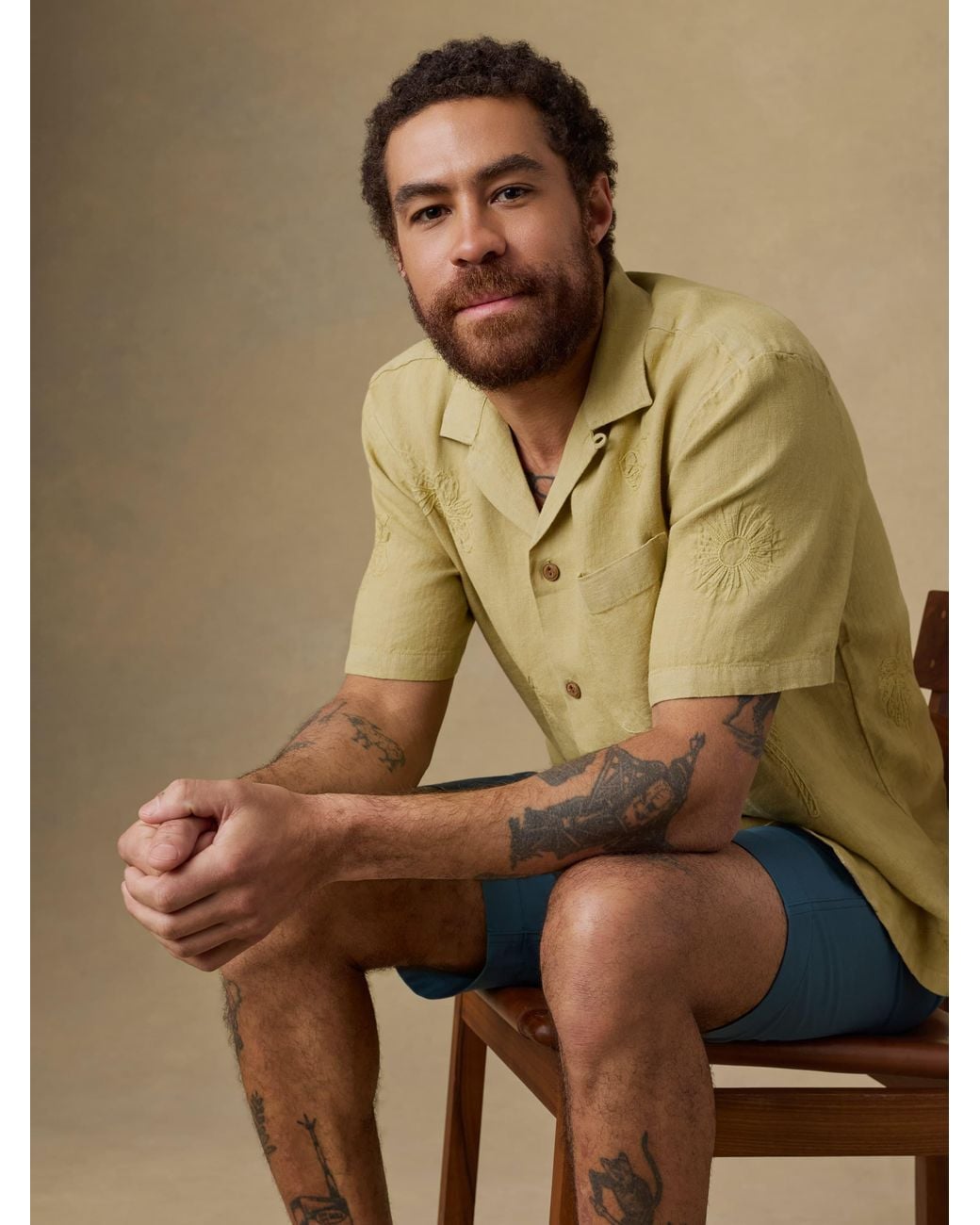 Faherty Brand Natural Short-Sleeve Embroidered Shirt for men