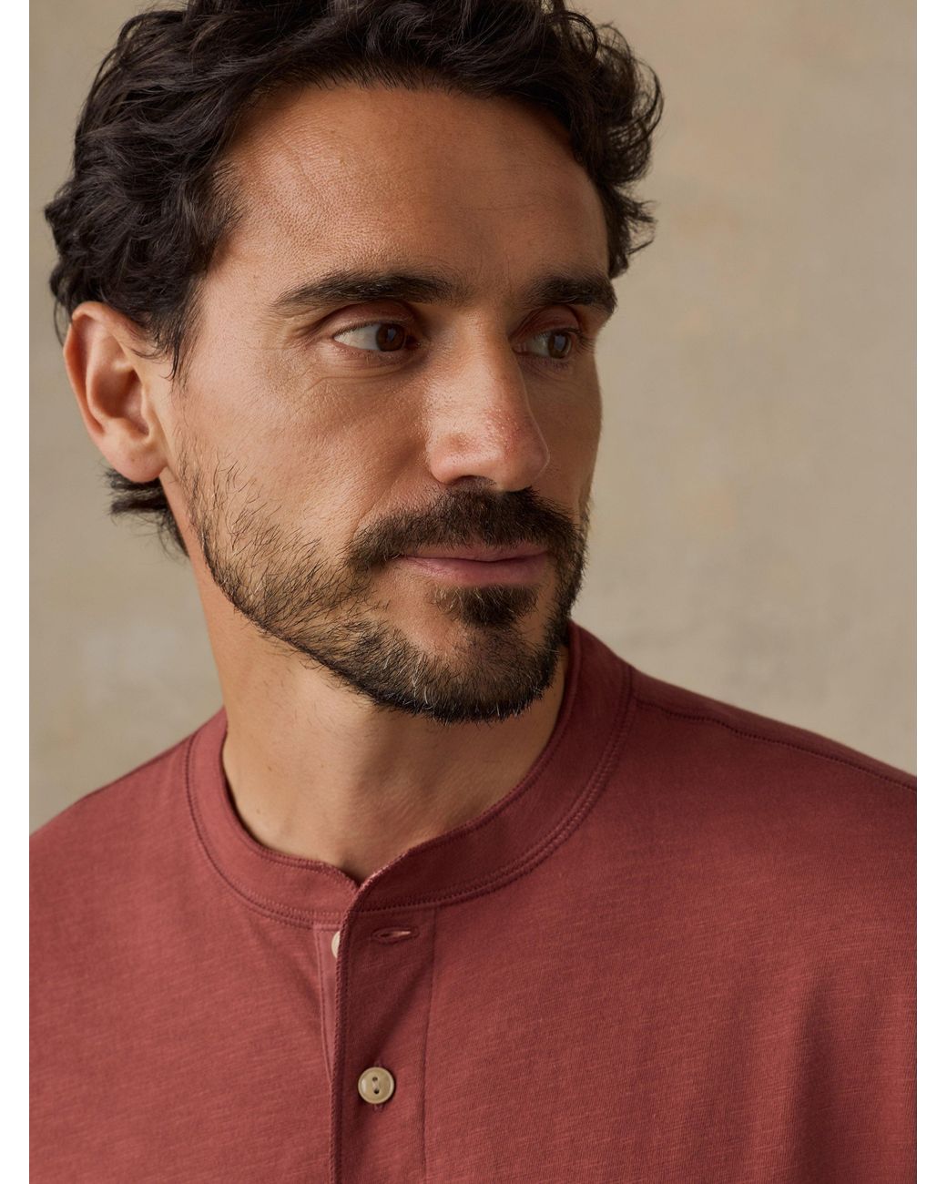 Faherty Brand Red Short-Sleeve Sunwashed Regenerative Henley T-Shirt for men