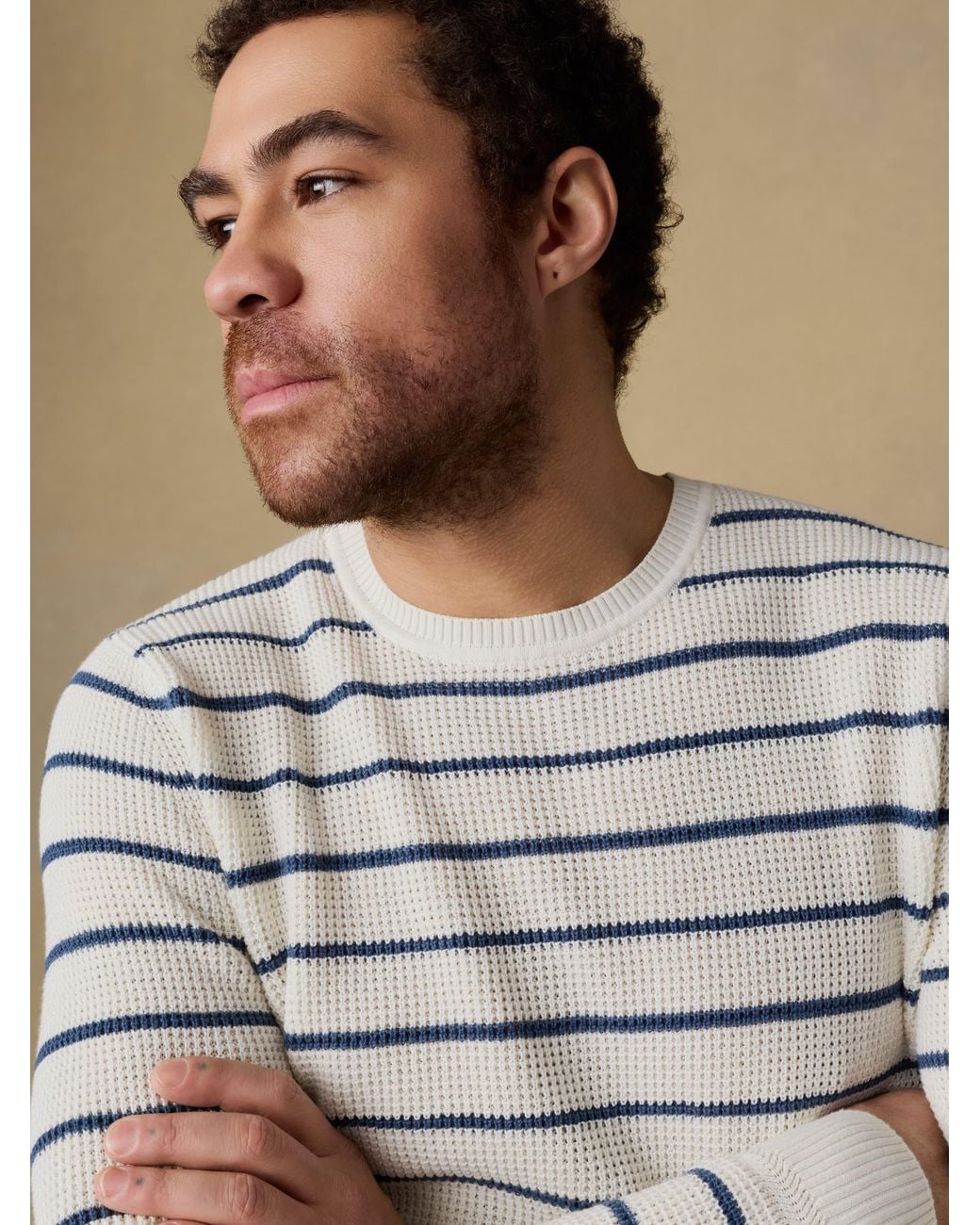 Faherty Brand Blue Sunwashed Crewneck Sweater for men