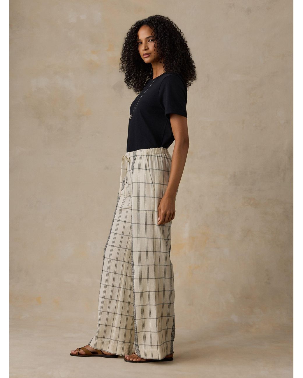 Faherty Brand Brown Textured Cotton Laidback Pants