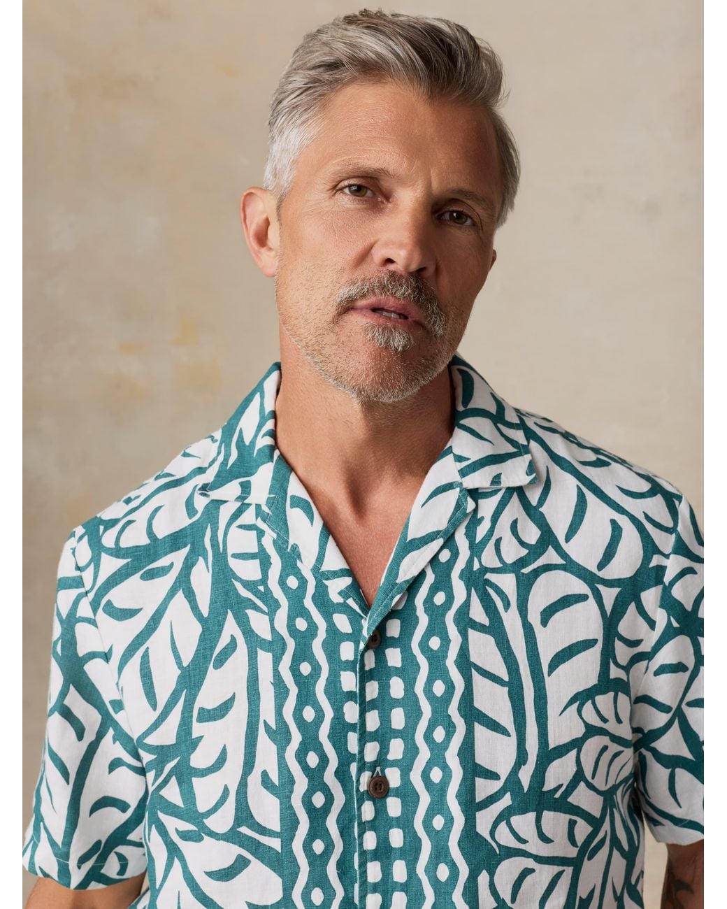Faherty Brand Blue Short-Sleeve Linen Camp Shirt for men