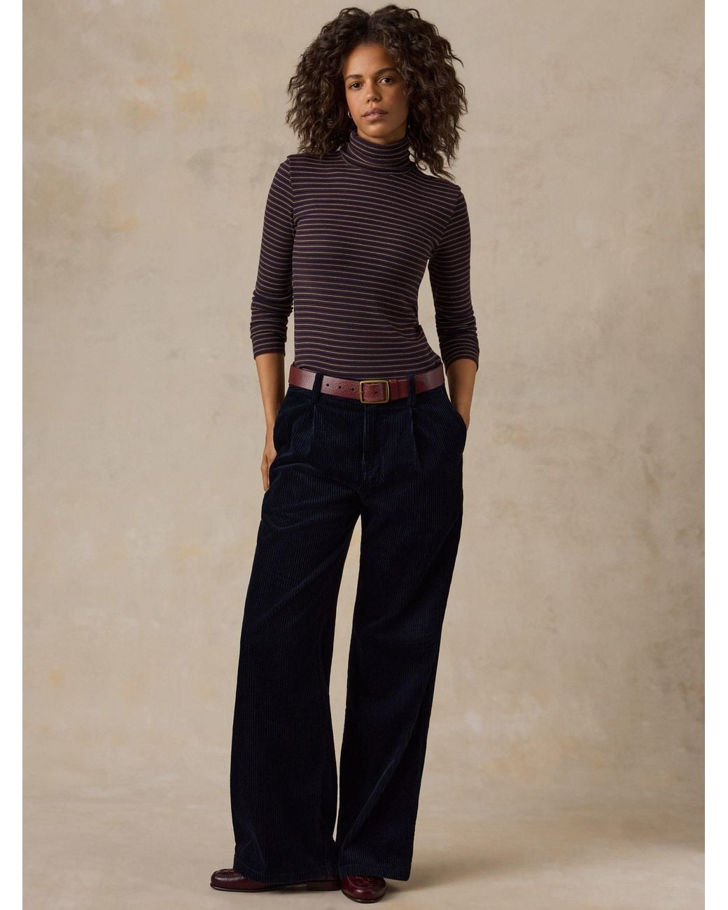 Faherty Brand Blue Hawthorne Cord Pleated Trouser