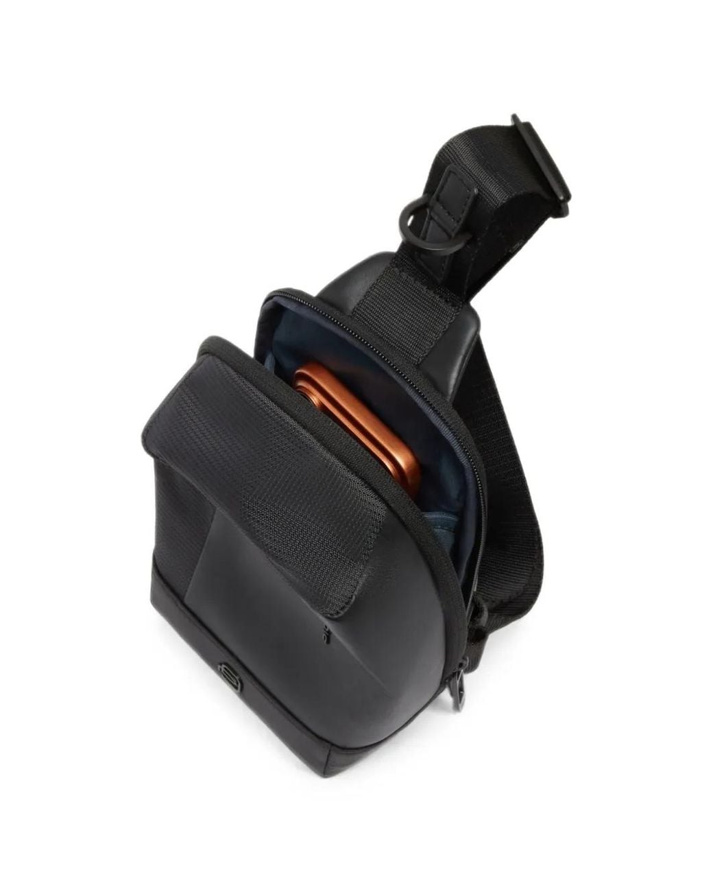 Piquadro Black Logo-Debossed Messenger Bag for men