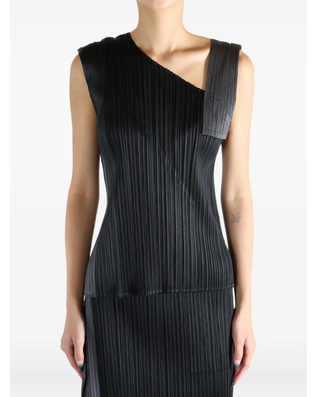 【新品未使用】POINTE ポワント　PLEATS PLEASE Pleats Please Issey Miyake Pointe Pleated Asymmetric Top in Black