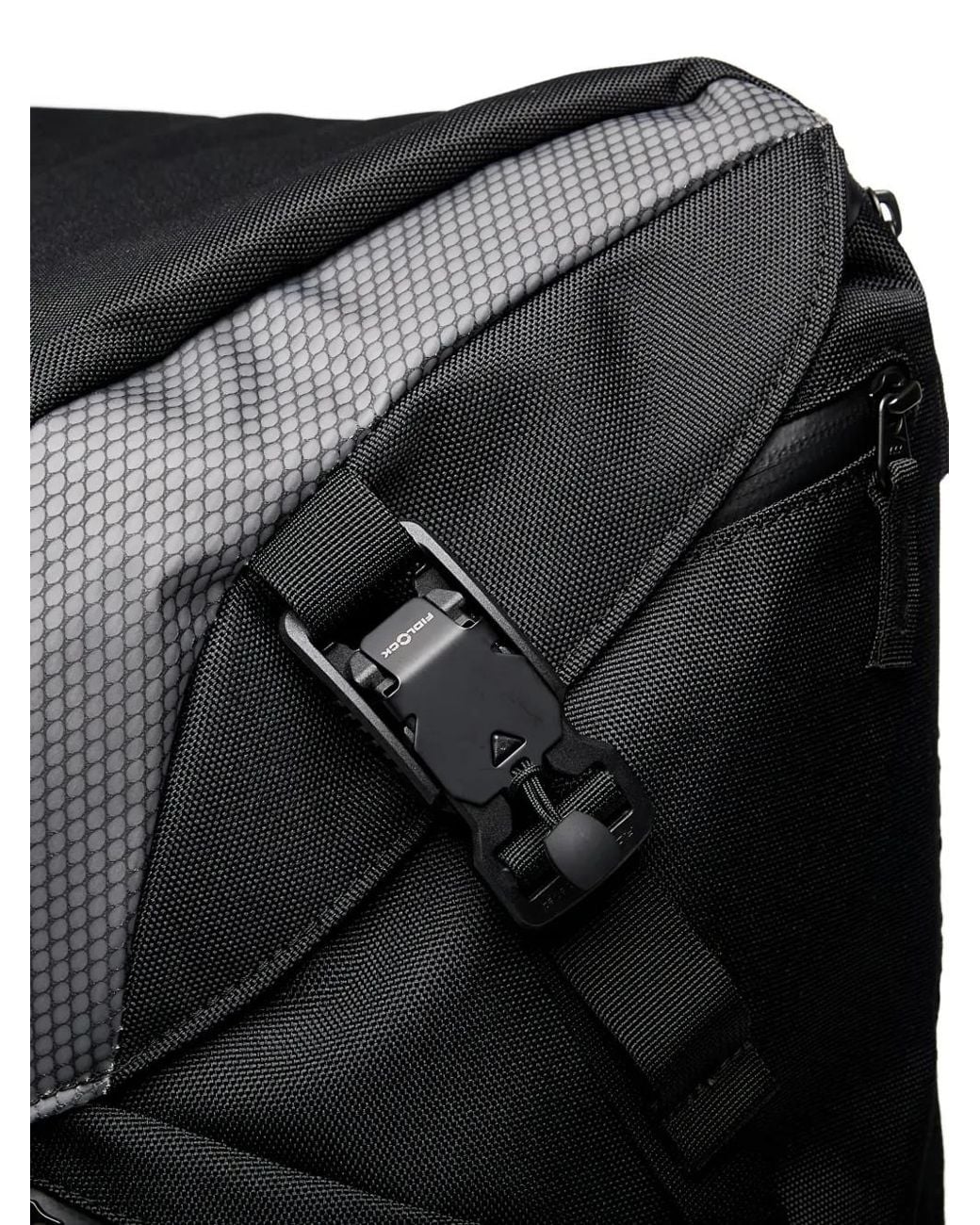 Mochila Latitude Flex Oakley de color Black