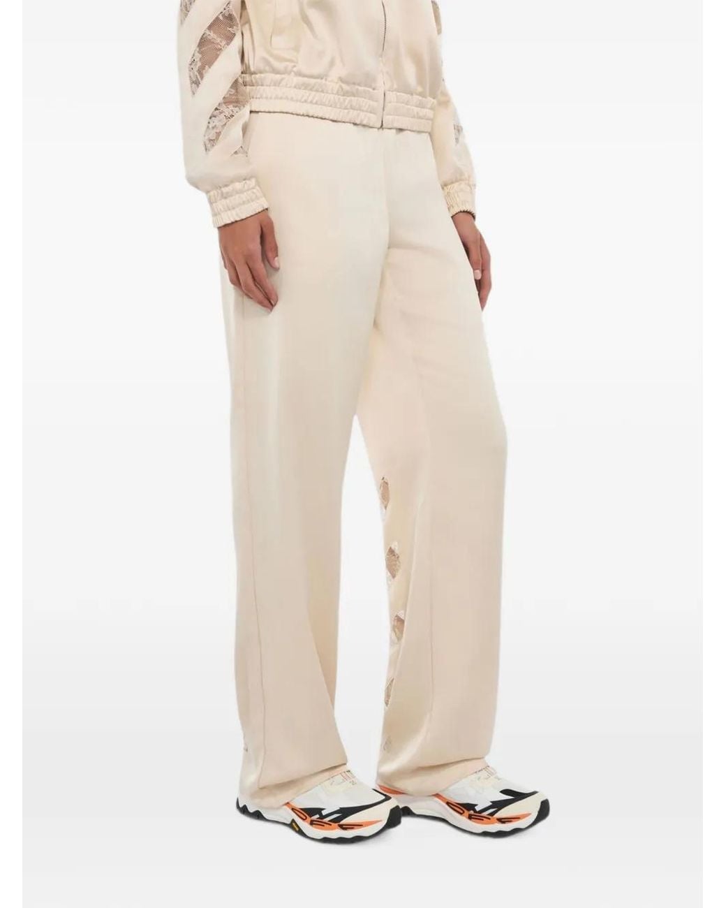 Off-White c/o Virgil Abloh White Be Right Back Trail Low Sneakers