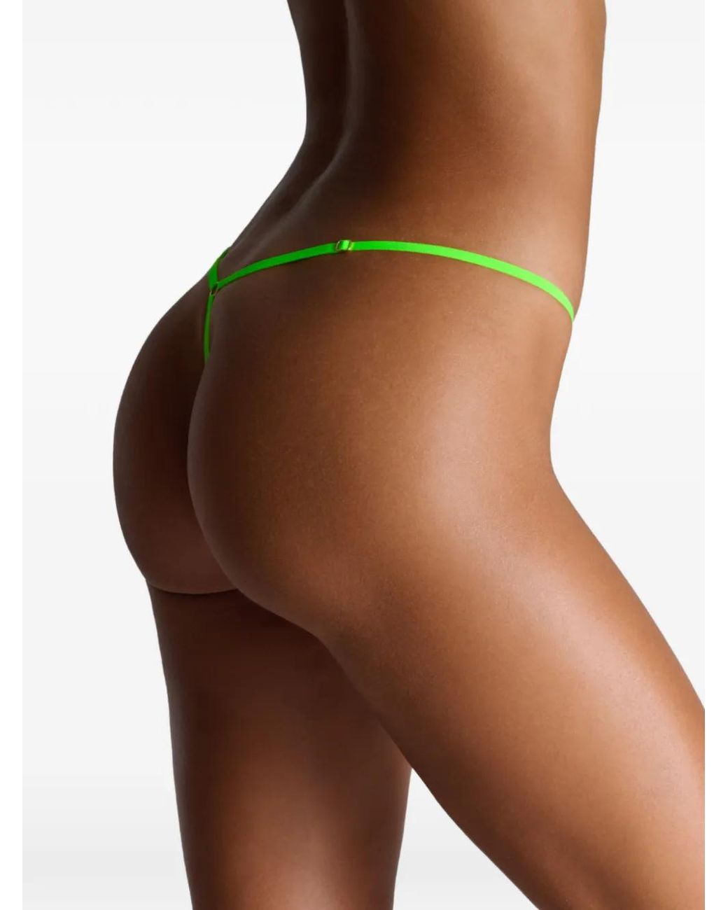 String Panorama Maison Close en coloris Green