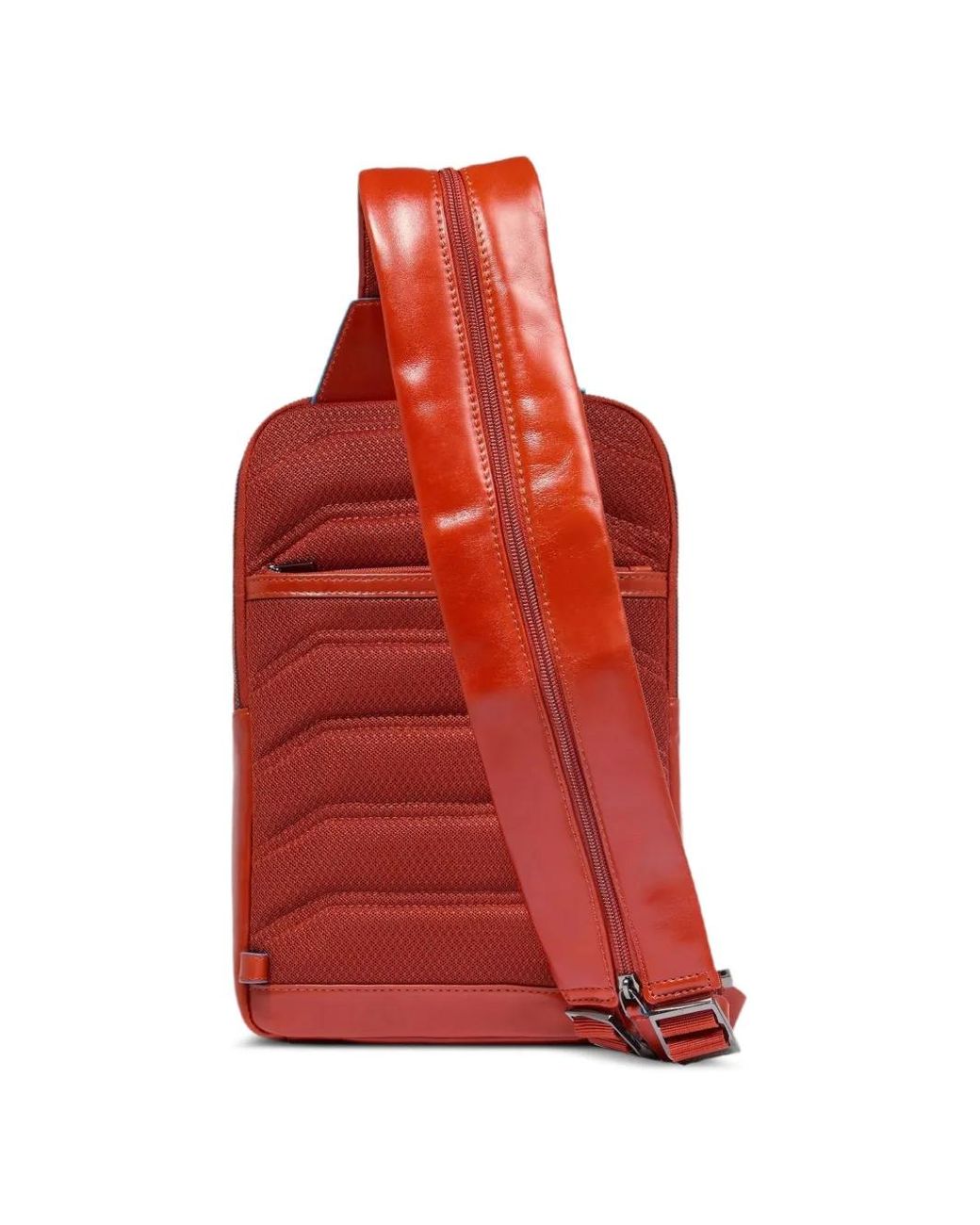 Piquadro Red Zip-Top Fastening Bag for men