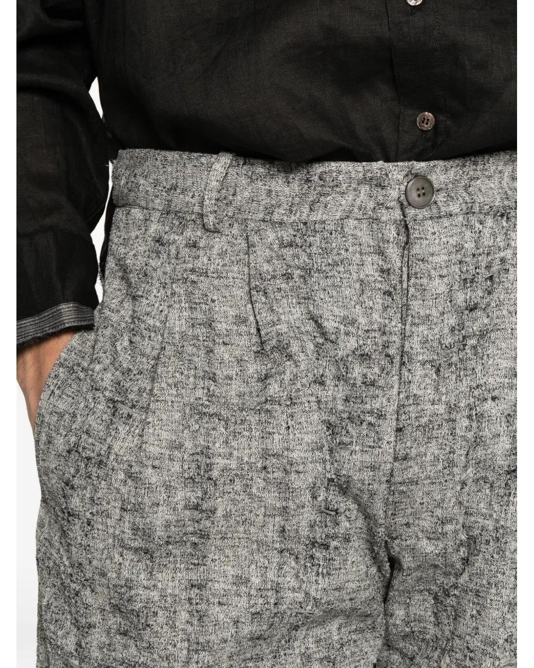K'ANG Gray Short Plissé À Effet Usé for men