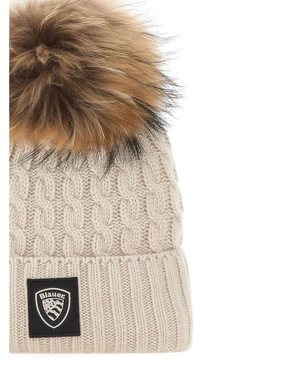Blauer Natural Bonnet En Maille Torsadée À Pompon