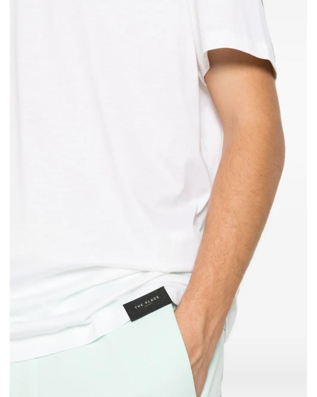 Low Brand White T-Shirt À Patch Logo for men