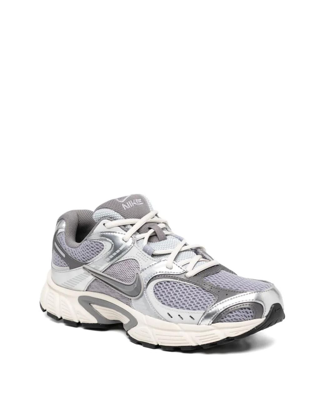 Nike White V5 Rnr Sneakers for men