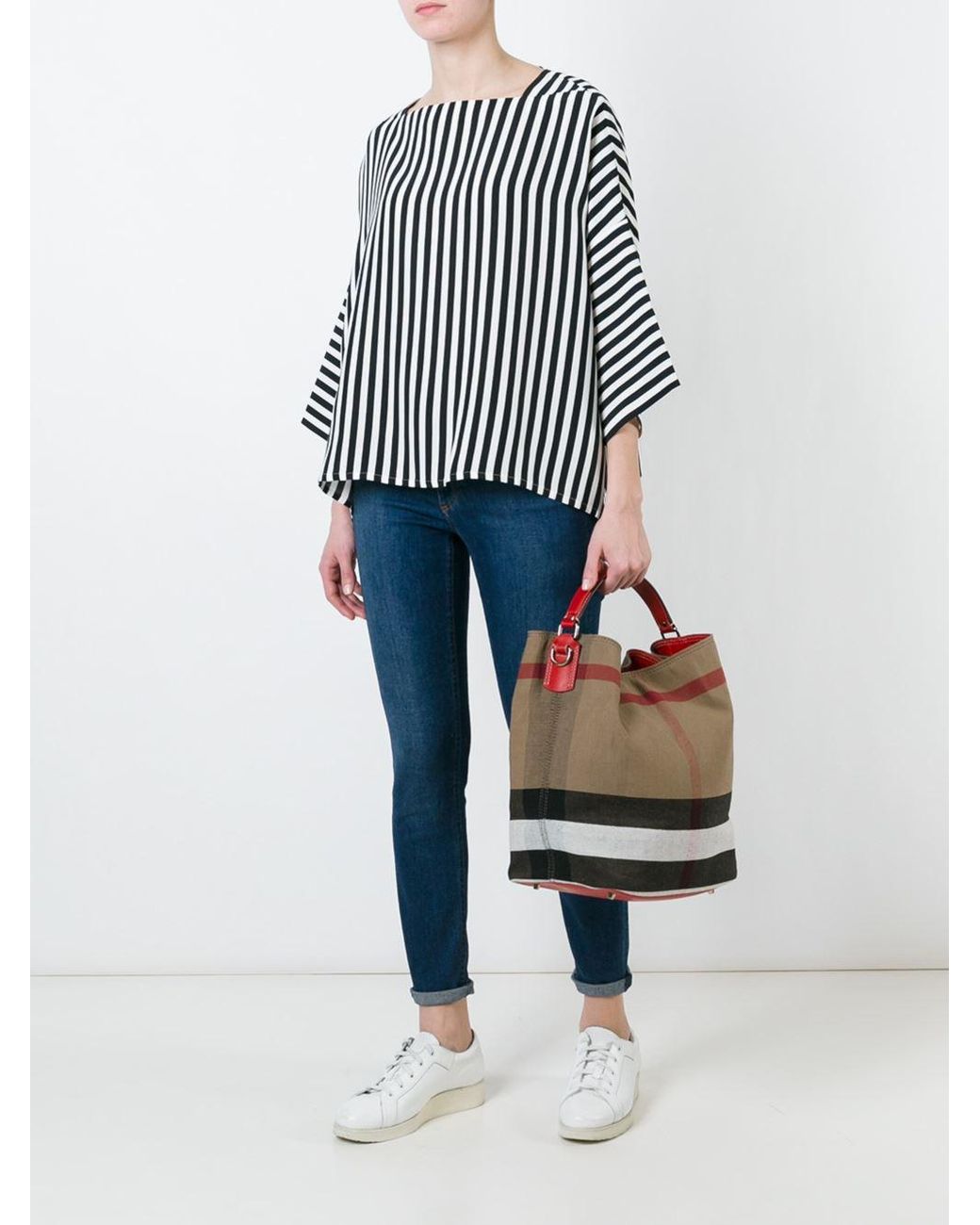 Burberry ashby cheap hobo bag