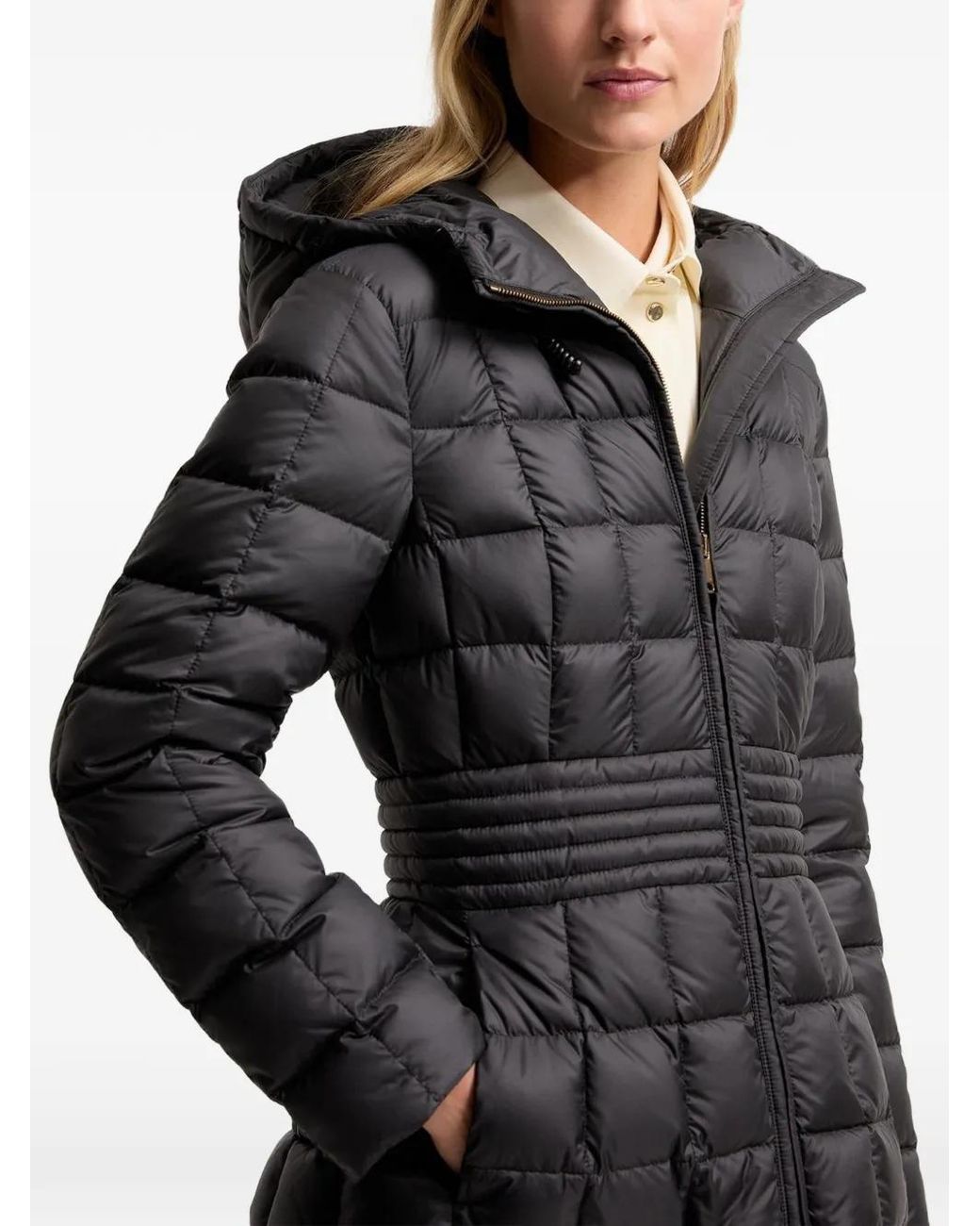 Moncler Black Engoulevent Square Quilted Hooded Short Down Jacket