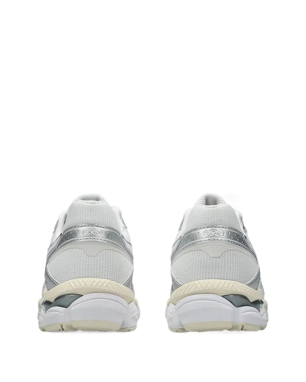 Asics White Gel-Cumulus 16