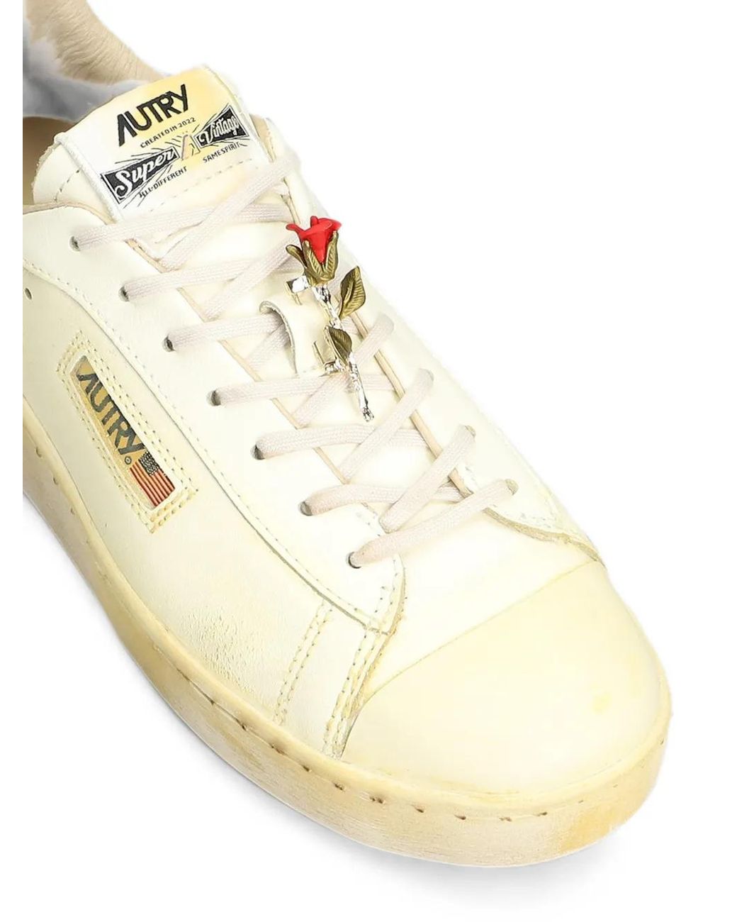 Autry Natural Dallas Vint Low Rose-Brooch Sneakers